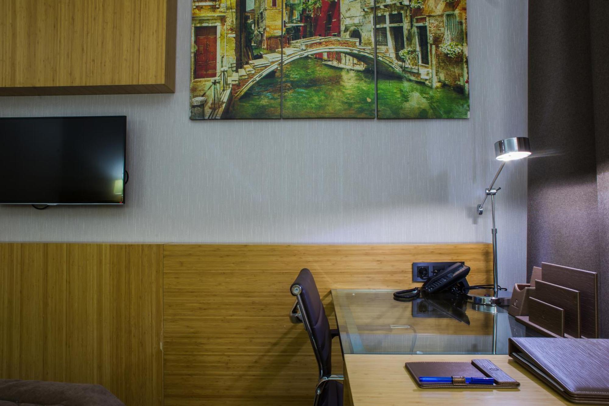 Aidana Plaza Hotel Шымкент Экстерьер фото