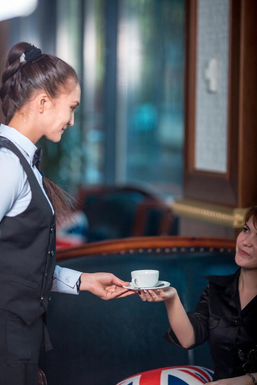 Aidana Plaza Hotel Шымкент Экстерьер фото